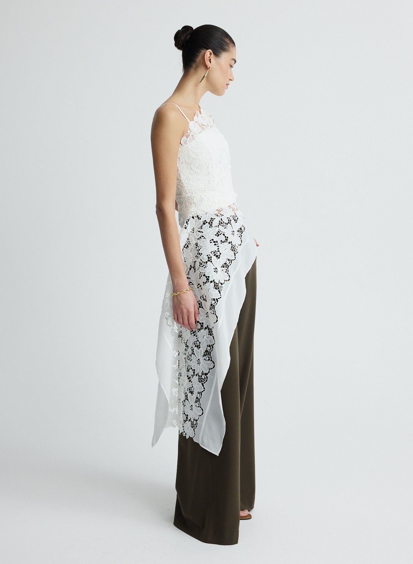 FAYE TOP (WHITE GUIPURE LACE W/ SWAN)