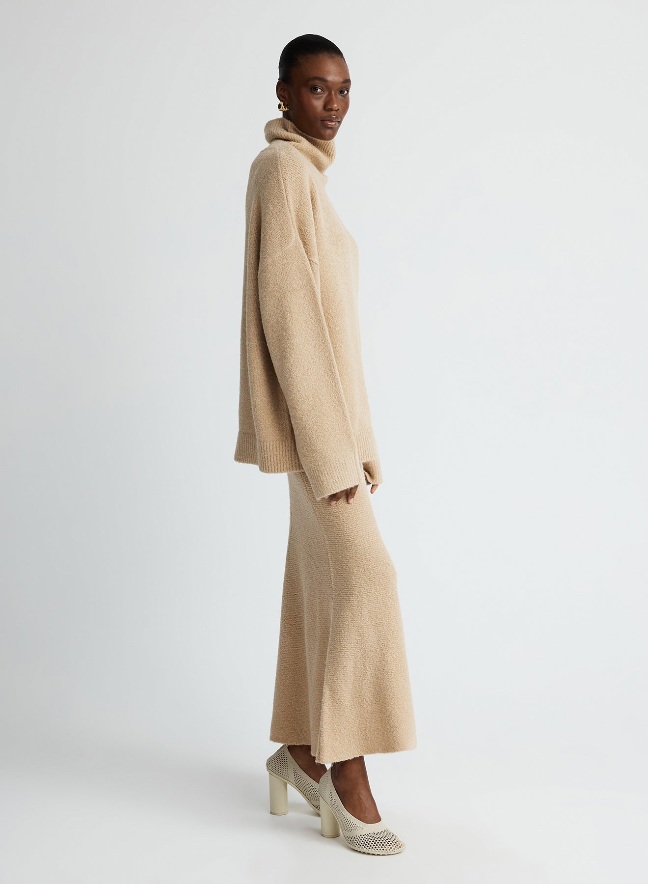 ASPEN SWEATER (CAMEL)