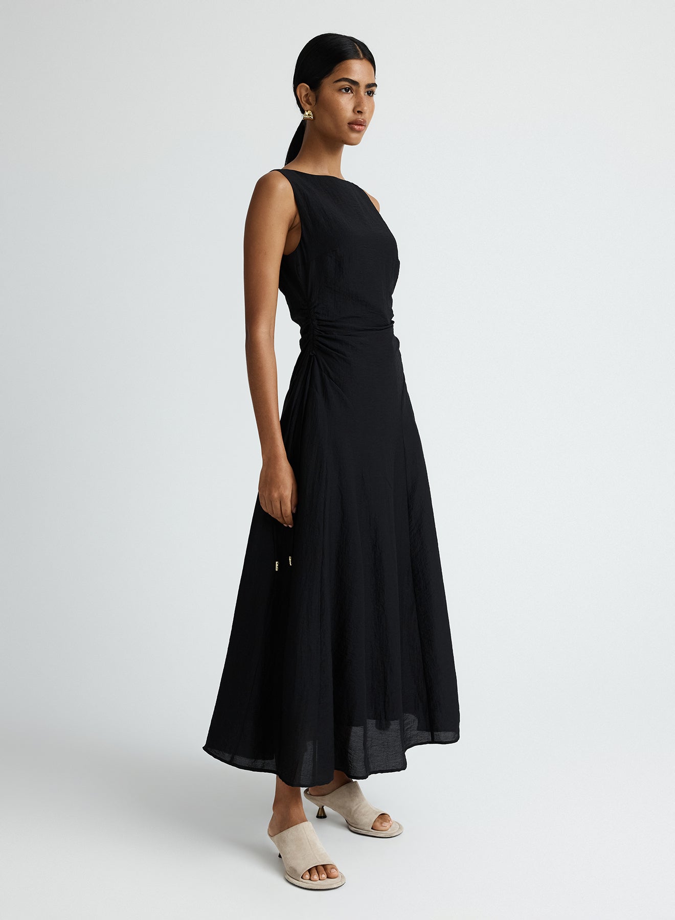 MAI DRESS (BLACK LYOCELL)