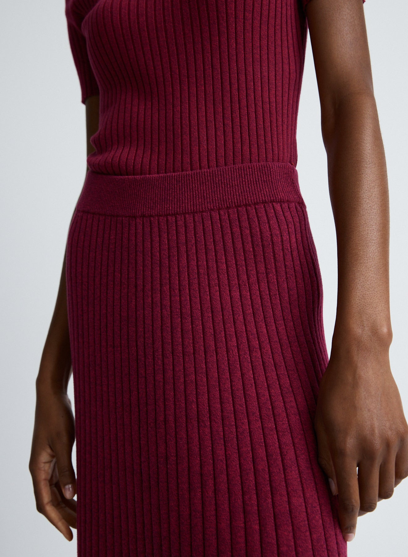 FELICIA SKIRT (CHERRY)