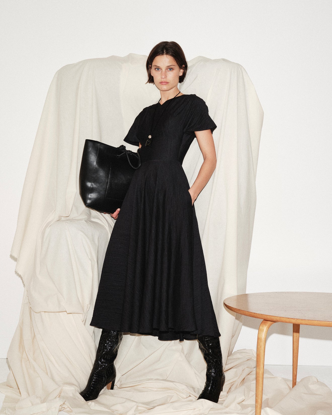 ALIDA DRESS (BLACK)