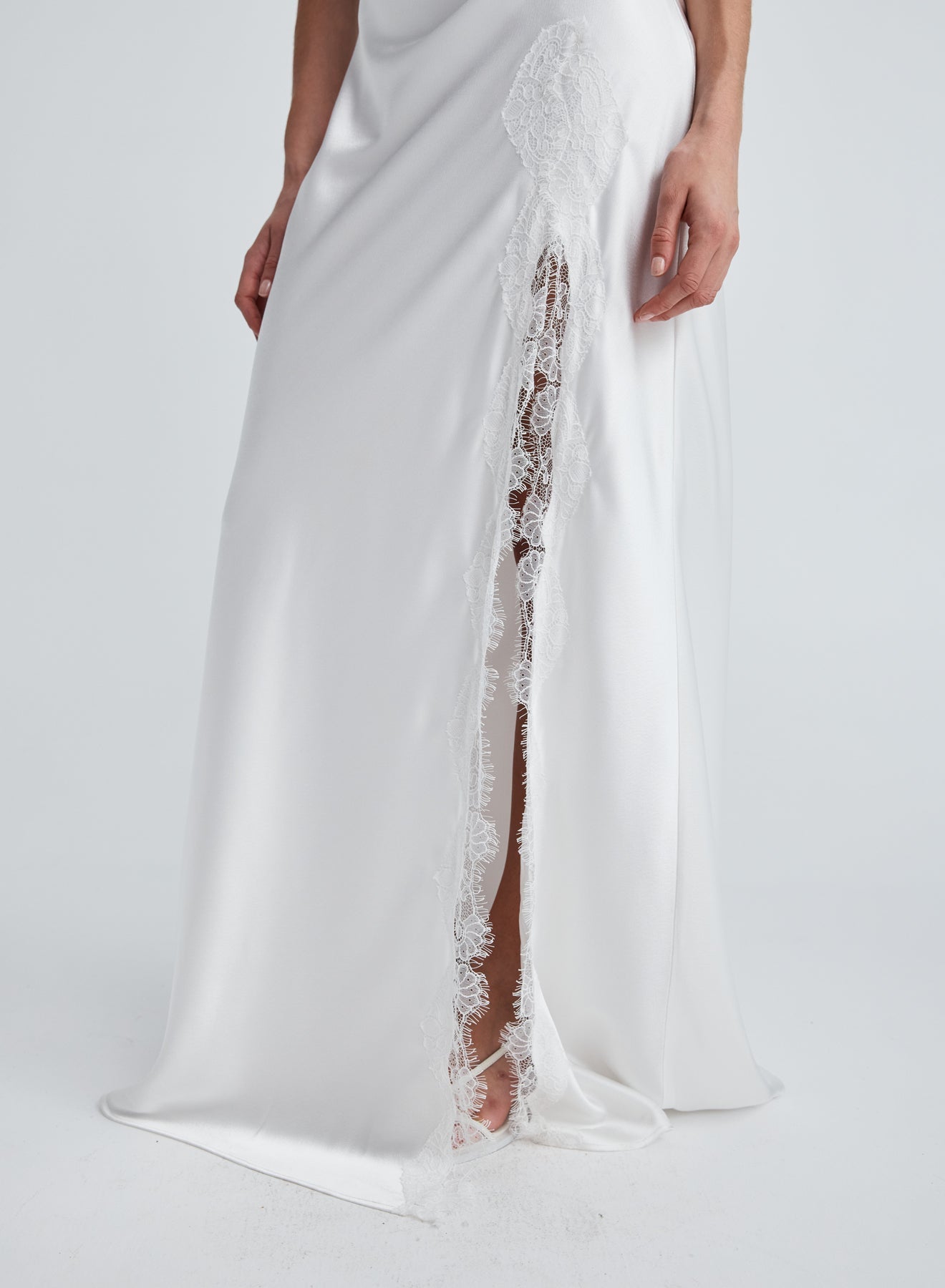MARTHA DRESS (IVORY)