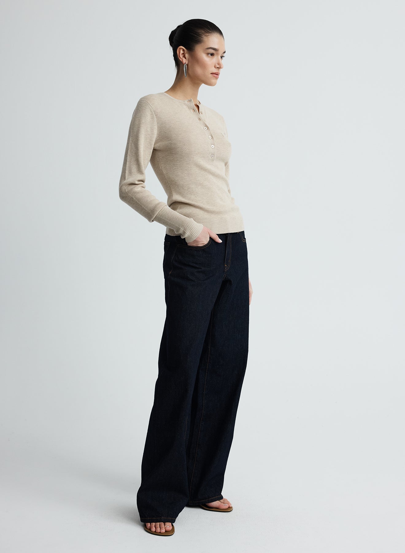 MILA TOP (ALMOND)